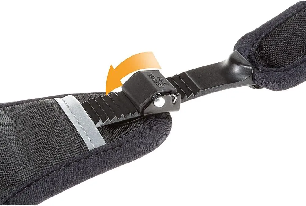 Ferplast Ergonomic Chest Harness for Medium-Small Dogs Ergotrekking P Small, Six Fastenings with Micro Regulation, Soft Padding, Reflective, Perfect for a Day Out Trekking, Black