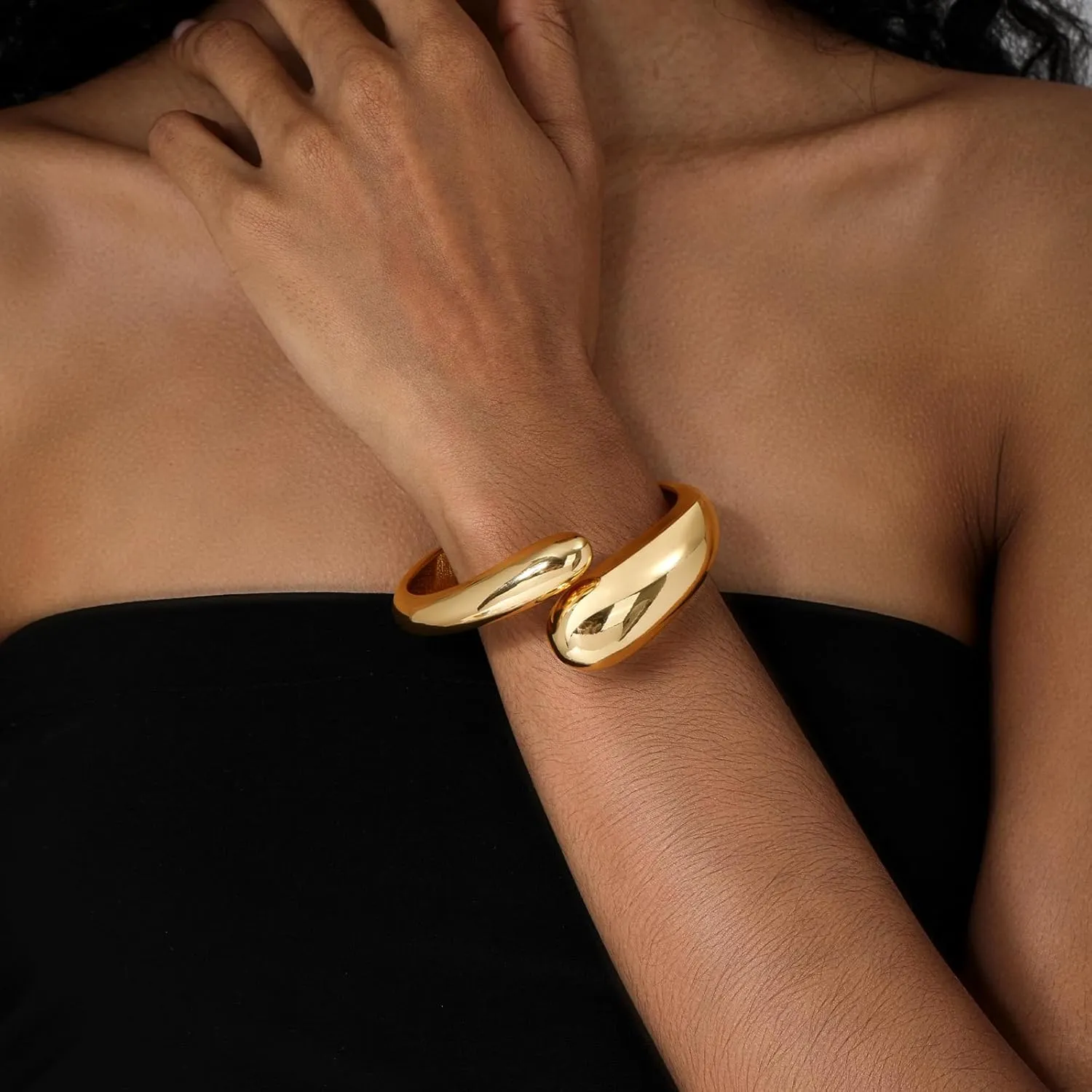 Gold Cuff Bangle Bracelets For Women Gold Polished Thick Waterdrop Bangle Statement Bracelets Chunky Jewelry for Women