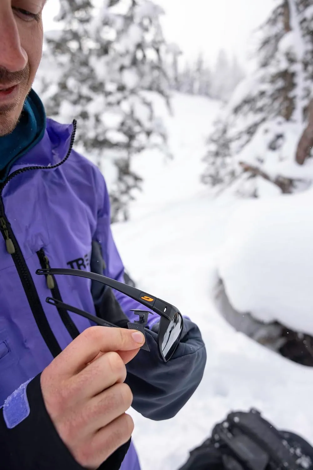 Julbo Camino Glacier Sunglasses for Men & Women w/Removable Side Shields for Hiking, Skiing, Trekking - 100% UV Protection