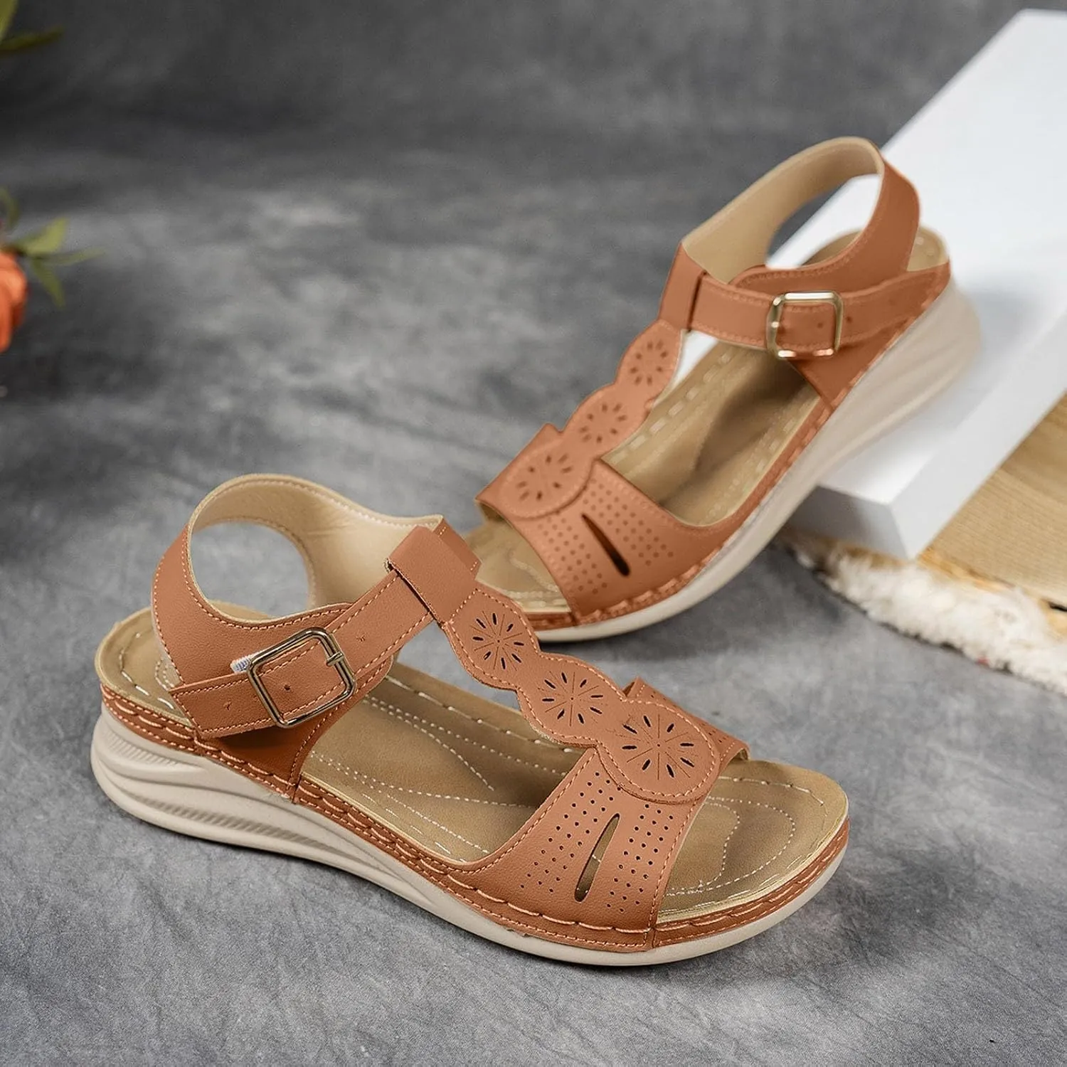 Women's Orthopedic Wedge Sport Sandals with Arch Support 2025 Summer Casual Fashionable T-strap Open Toe Hollow Out Asjustable Ankle Strap Sandals Beach Vacation Walking Platform Sandal