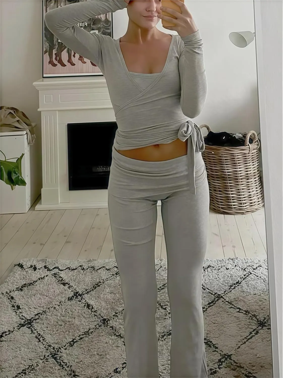 Women's Workout Crop Tops Long Sleeve Wrap Front Slim Fit Yoga Shirts Breathable Running Gym Active Wear