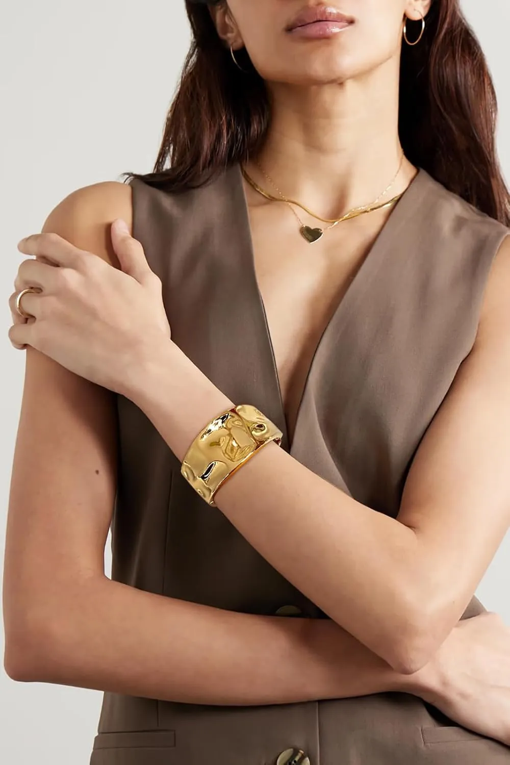WOWORAMA Chunky Gold Bangle Bracelets for Women Thick Wide Hinged Cuff Bracelets Vintage Statement Gold Bracelet Twisted Hammered Wrist Arm Cuff Bracelets